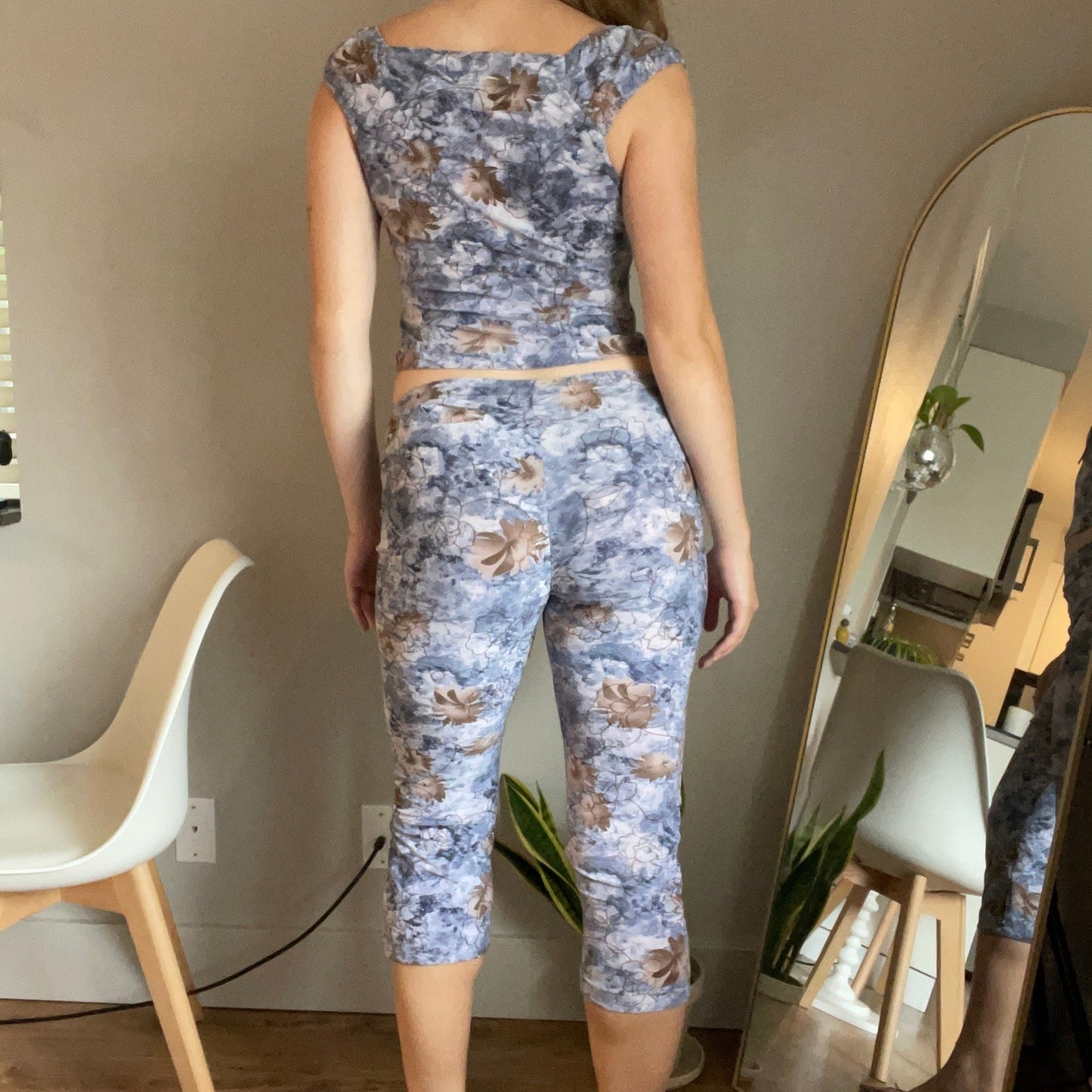 Vintage Handmade Printed Capri and Cinch Front Top Set